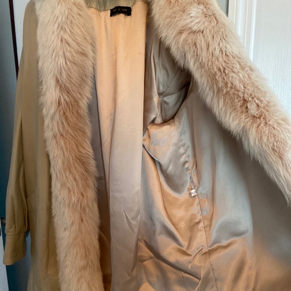 Genuine Ivory Leather & Fox Fur Jacket - Picture 6 of 15